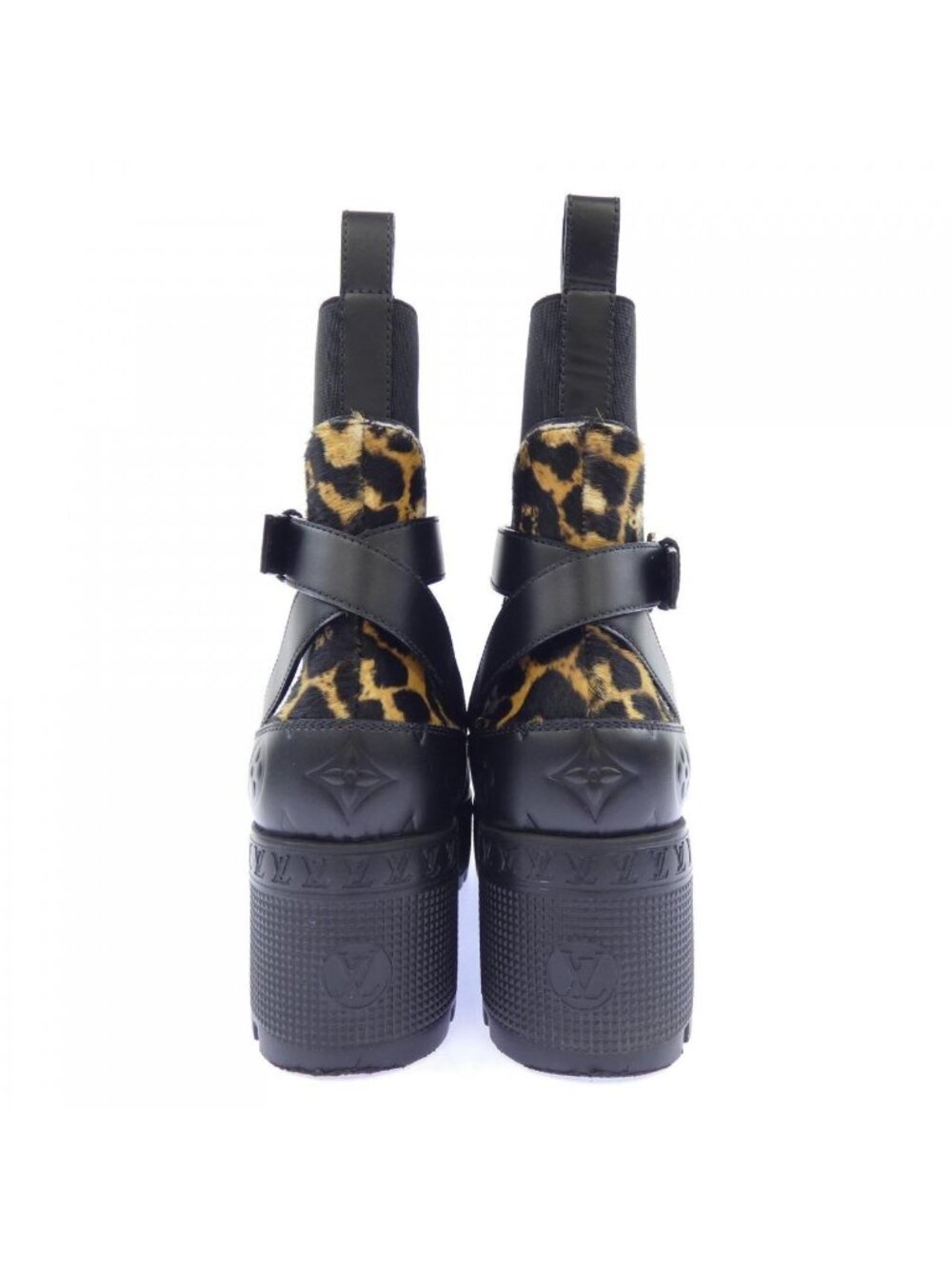 Louis Vuitton Line Boots - Picture 5 of 6